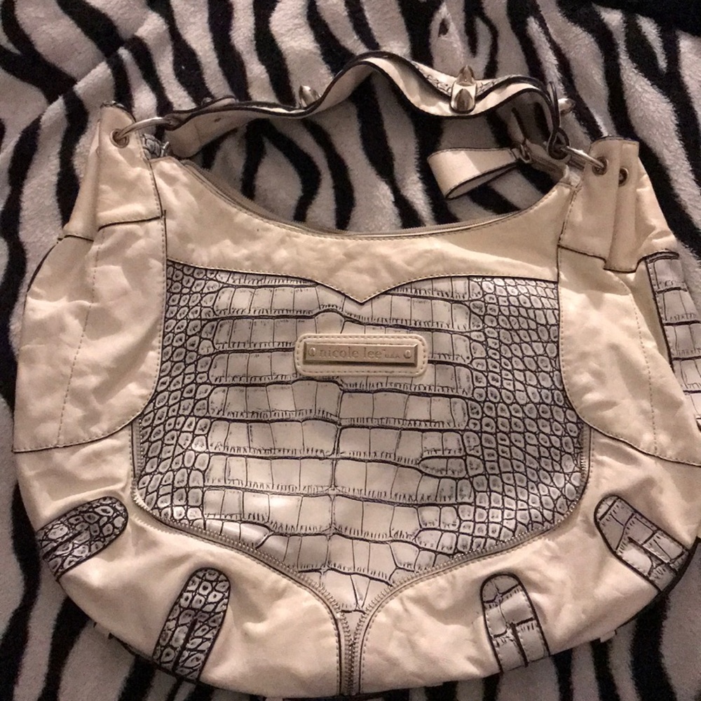 Nicole lee hobo